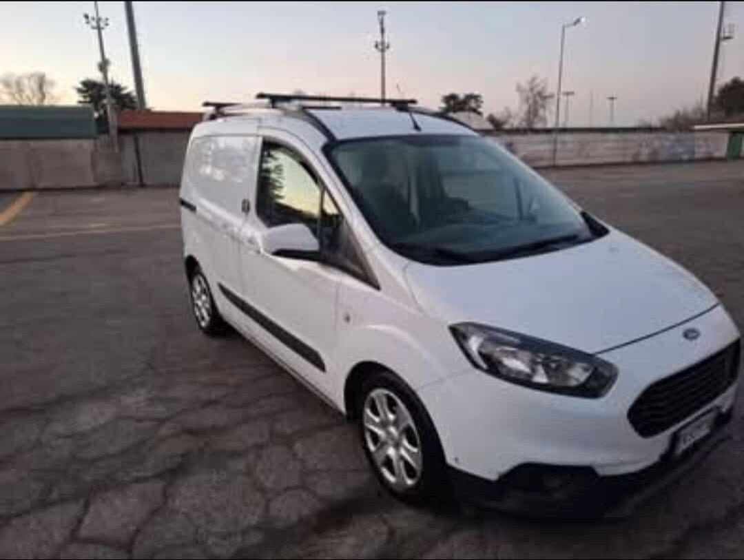 Ford Transit Courier 1.5 euro 6