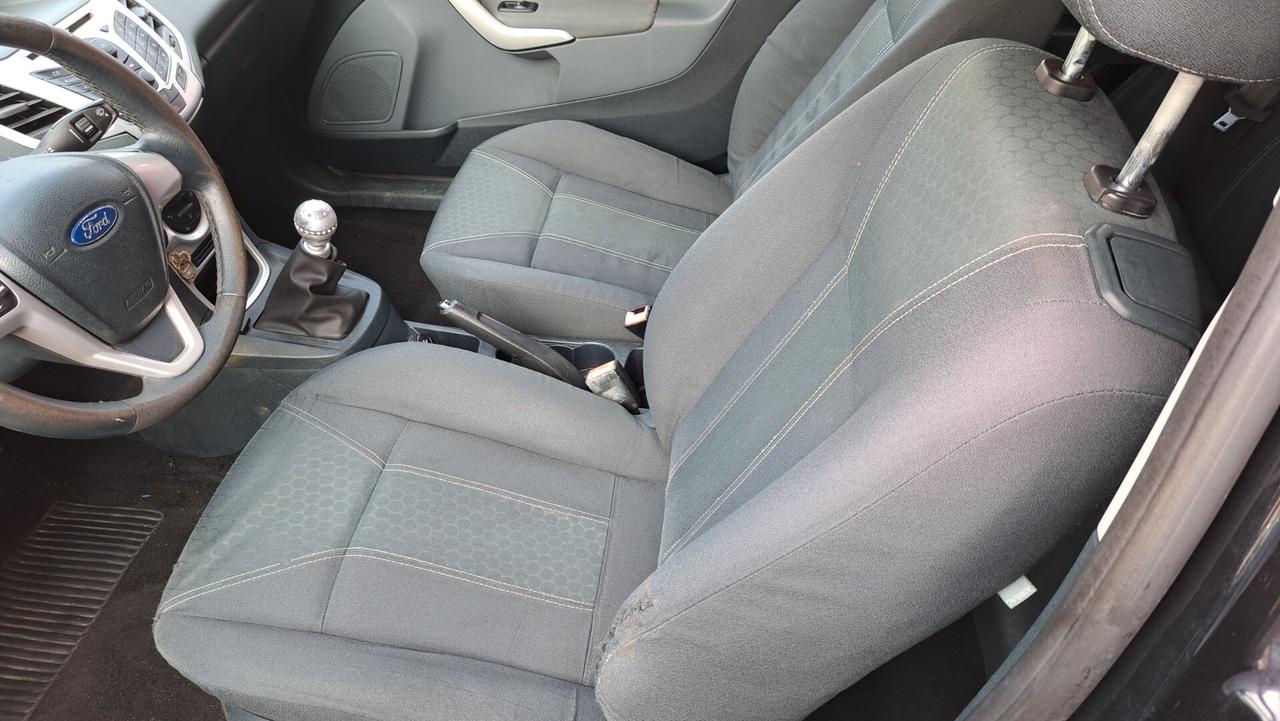 Ford Fiesta 1.2 82CV 3 porte Titanium