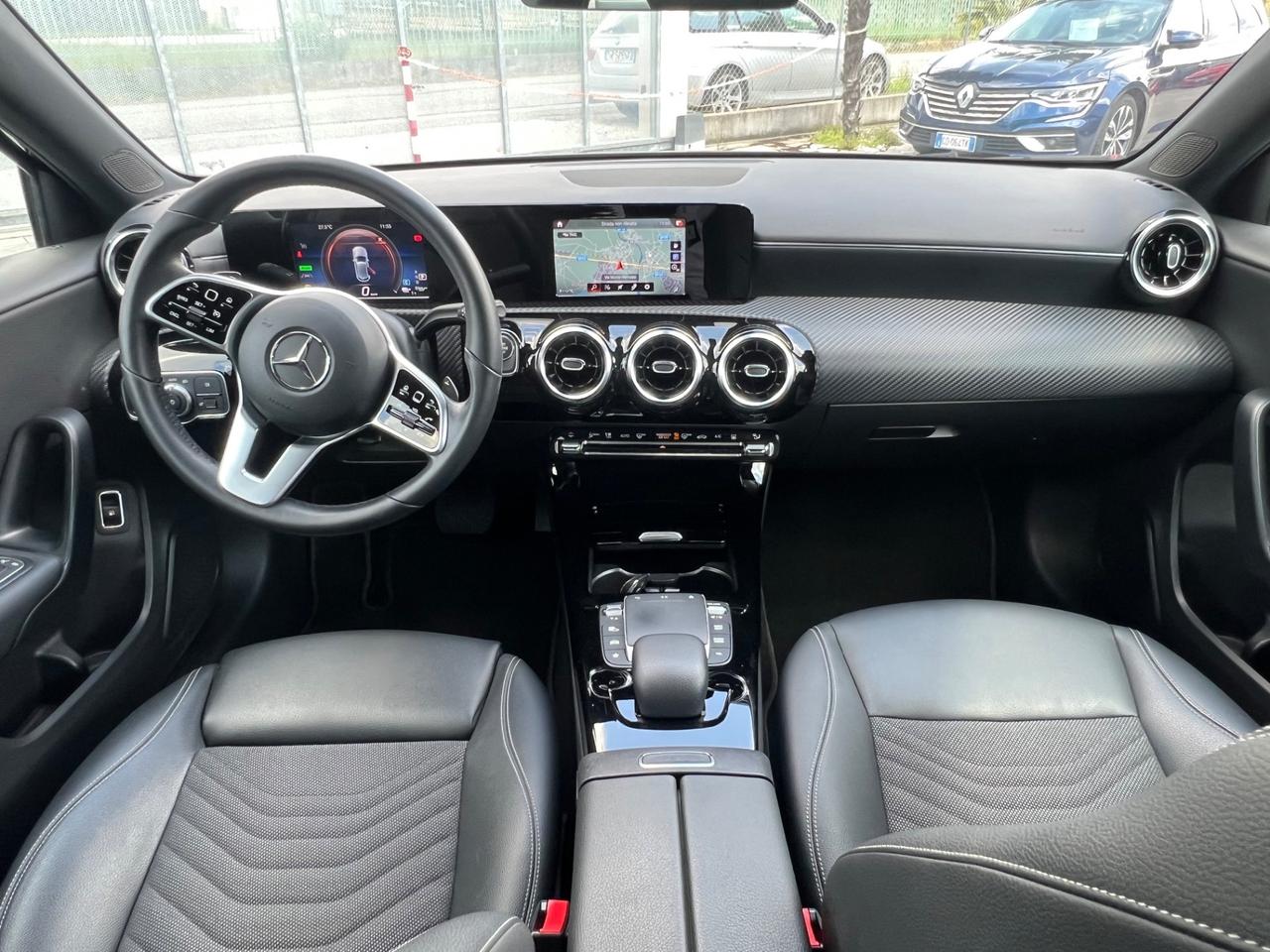 Mercedes-benz A 250 e hybrid EQ Business