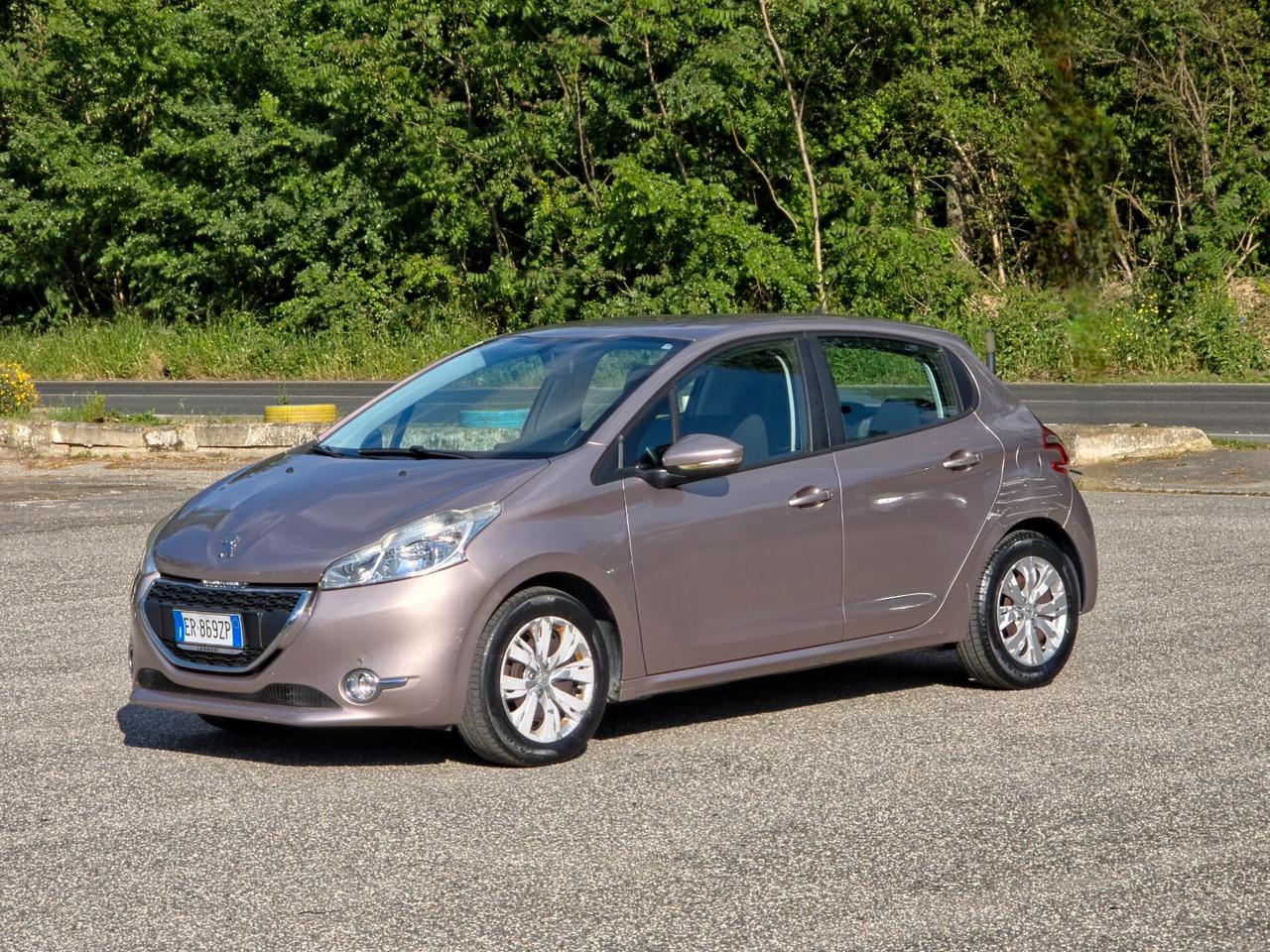 Peugeot 208 1.2 VTi 82 CV 5 porte Allure 2013-E5B Manuale NEO