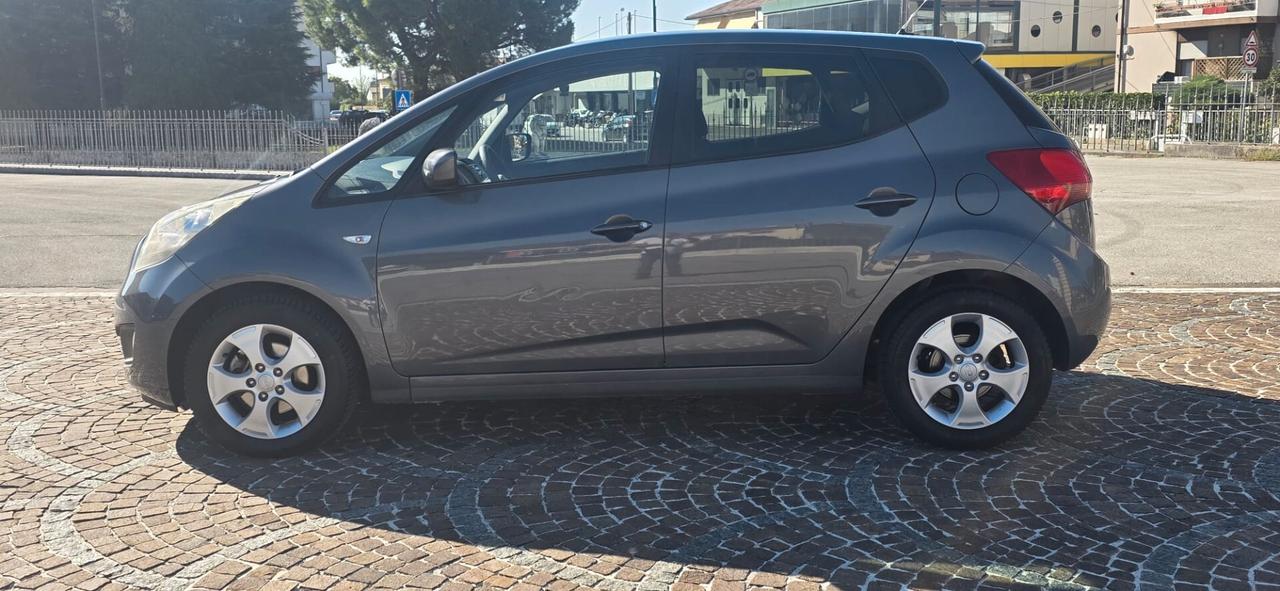 Kia Venga 1.4 CRDi 90CV WGT EX