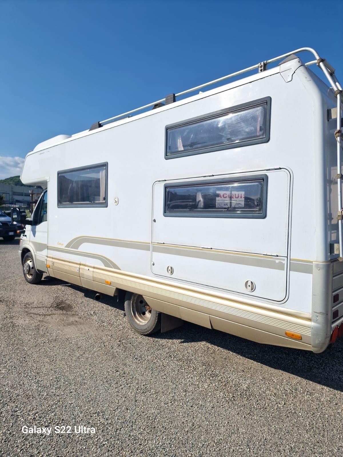 122 laika Ecovip 2 MANSARDATO del 2000 in saldo