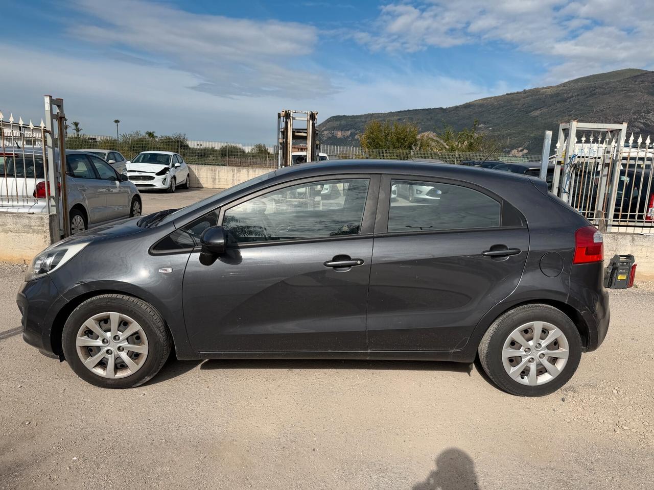 KIA RIO 2014 1.2 BENZINA 85 CV * LEGGI