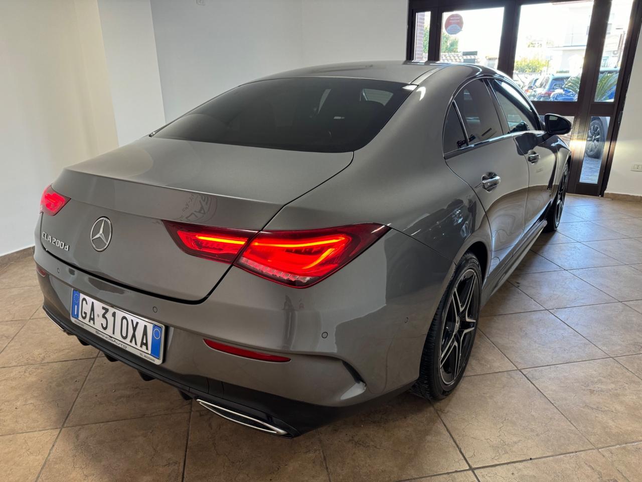 Mercedes-benz CLA 200 d PREMIUM AMG LUCI AMBIENTE AUTO