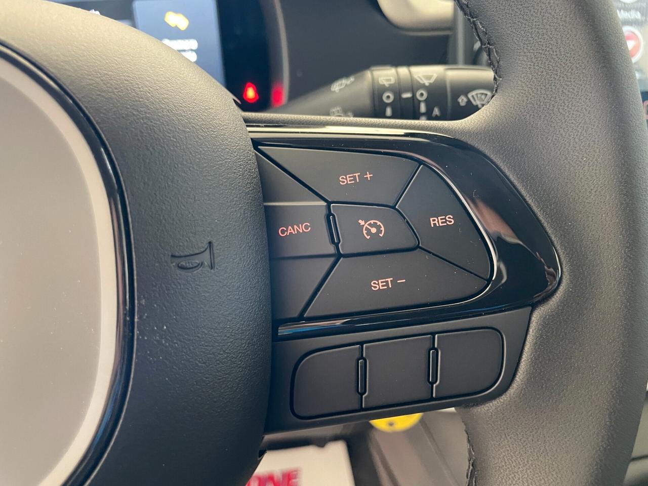 Fiat Panda 1.0 FireFly Hybrid Pandina CROSS 2025 Prezzo vero