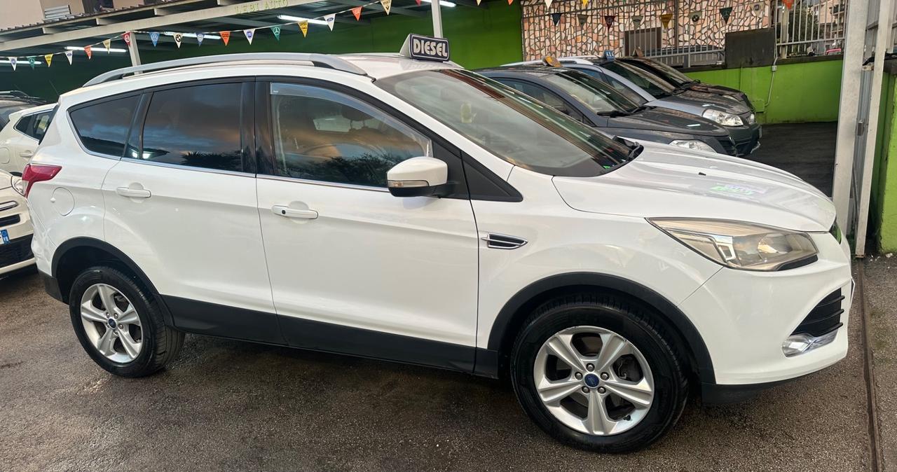 Ford Kuga 2.0 TDCI 163 CV 4WD Powershift Titanium