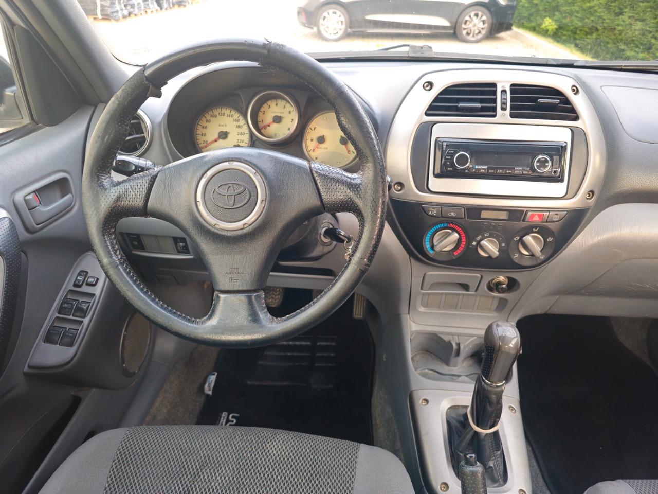 Toyota RAV4 benzina 4x4