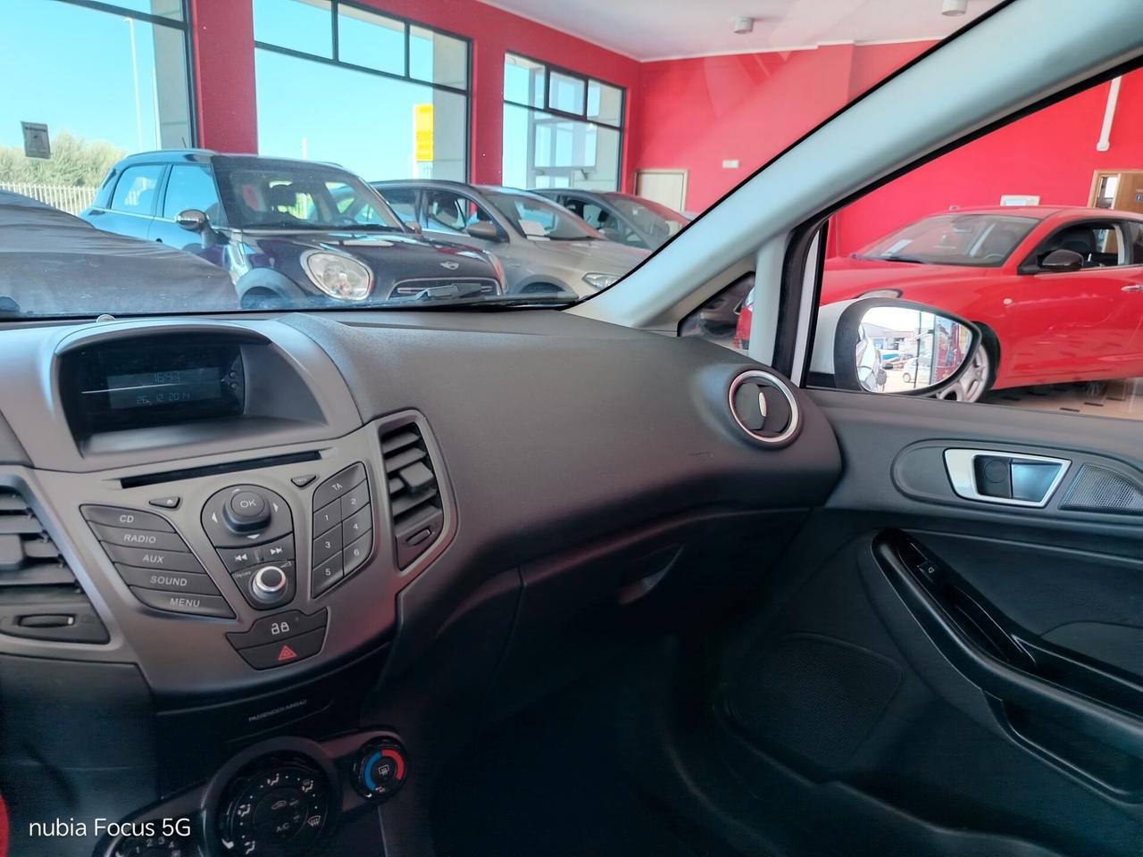 Ford Fiesta 1.4 TDCi 70CV 3 porte Titanium