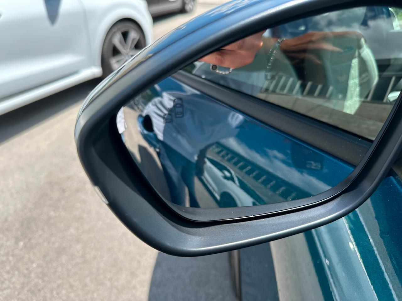 Fiat 600 Hybrid 100 CV DCT MHEV La Prima