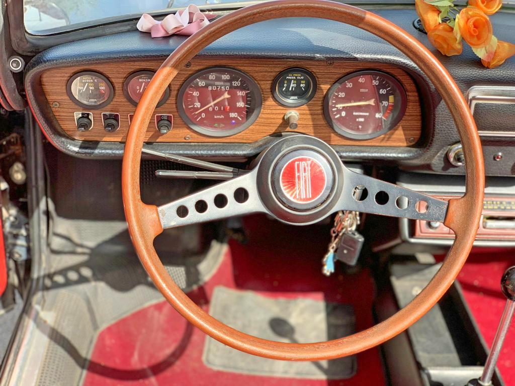 Fiat 850 SPIDER SPORT targa oro Asi