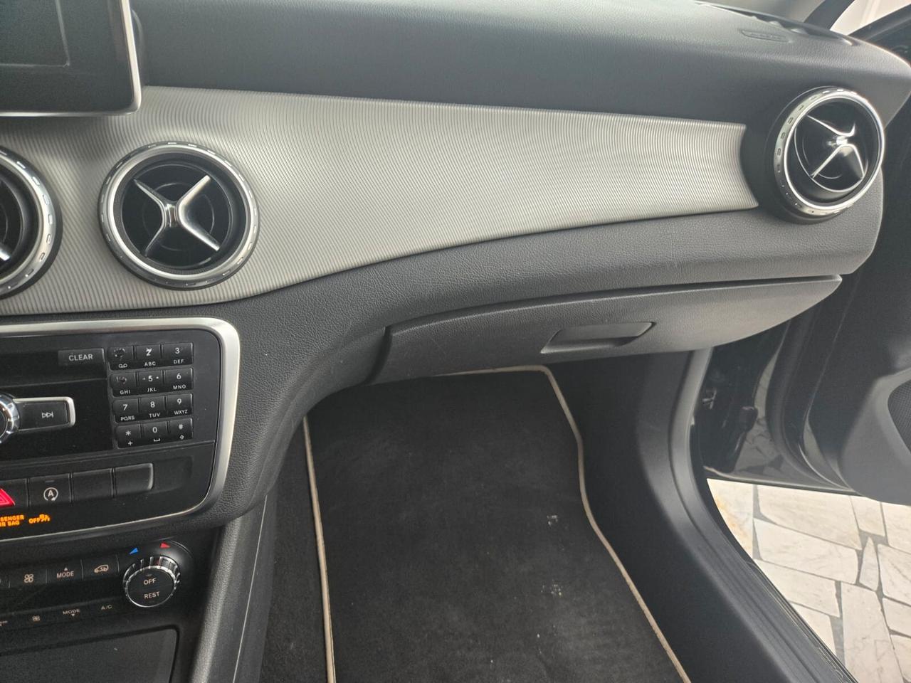 Mercedes-benz GLA 220 200 d Automatic 4Matic Sport