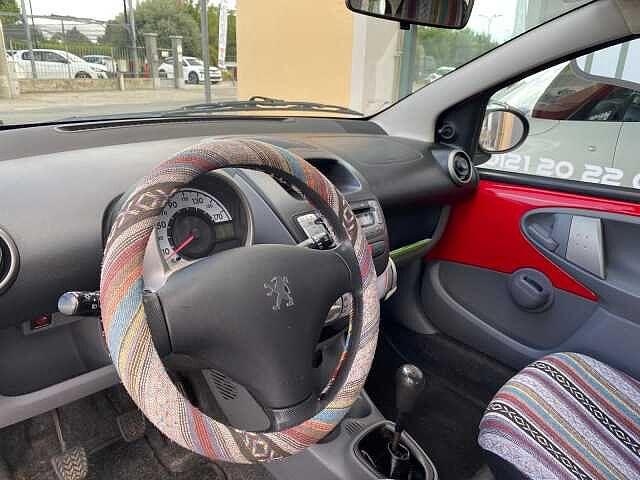 Peugeot 107 1.0 68CV 3p. Plaisir