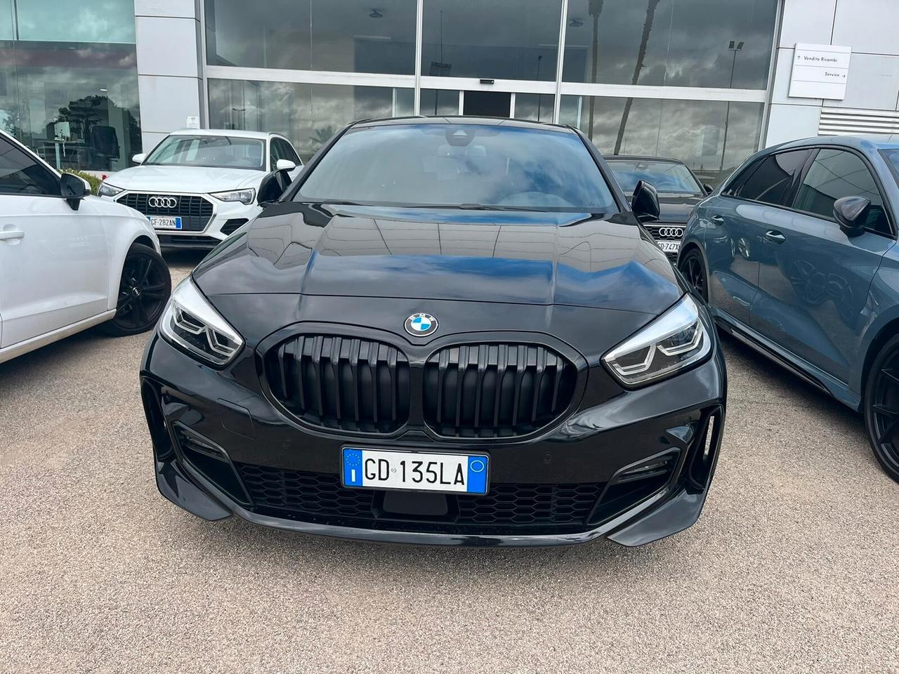 Bmw 116 116d 5p. Msport