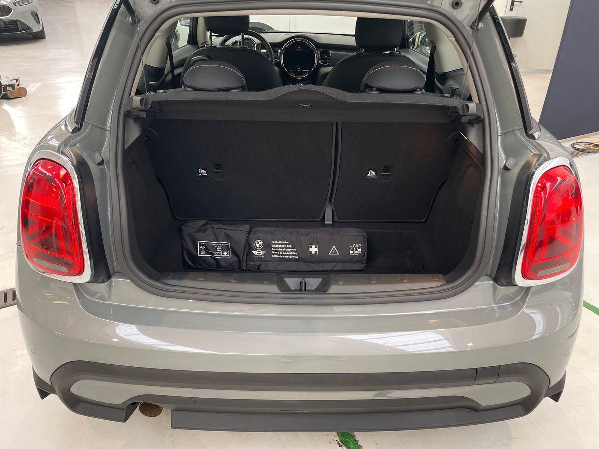 MINI Mini IV F56 2021 3p - Mini 3p 1.5 One Essential 102cv