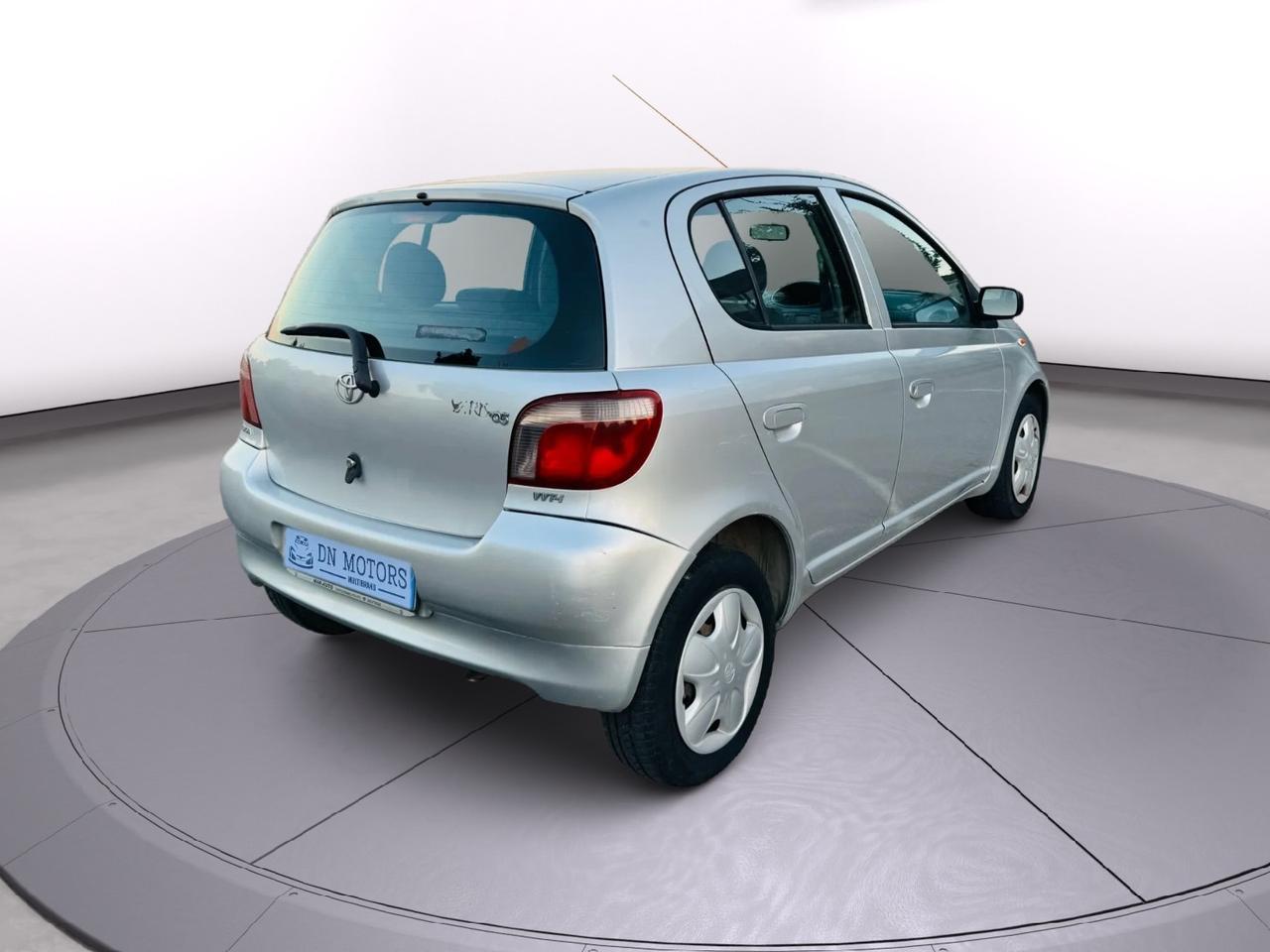 Toyota Yaris 1.0 benzina 2004 88.000km ottimo stato