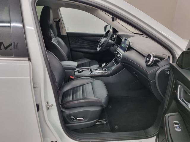 MG EHS Plug-in Hybrid Luxury