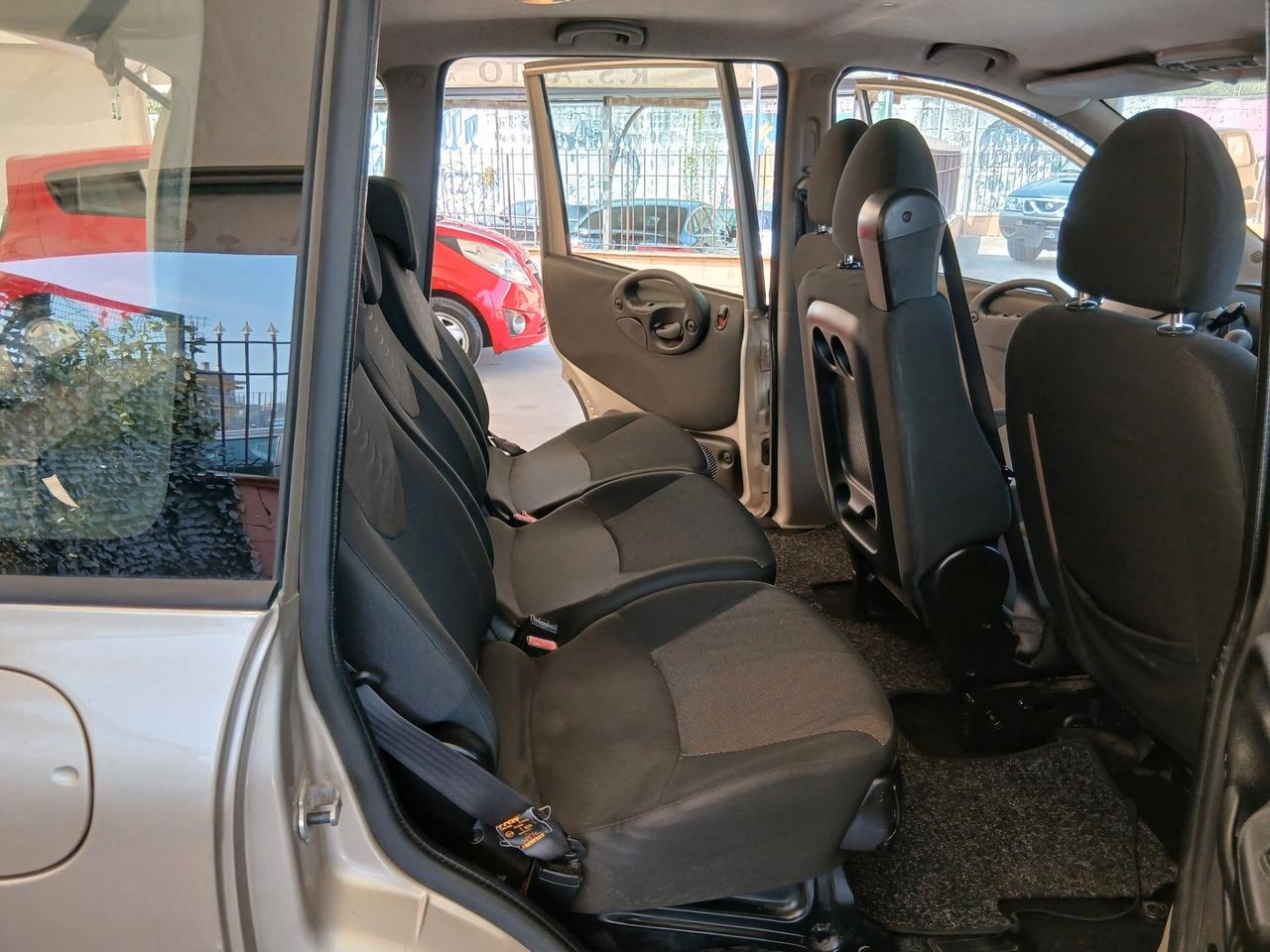 Fiat Multipla 1.6 16V Natural Power 07