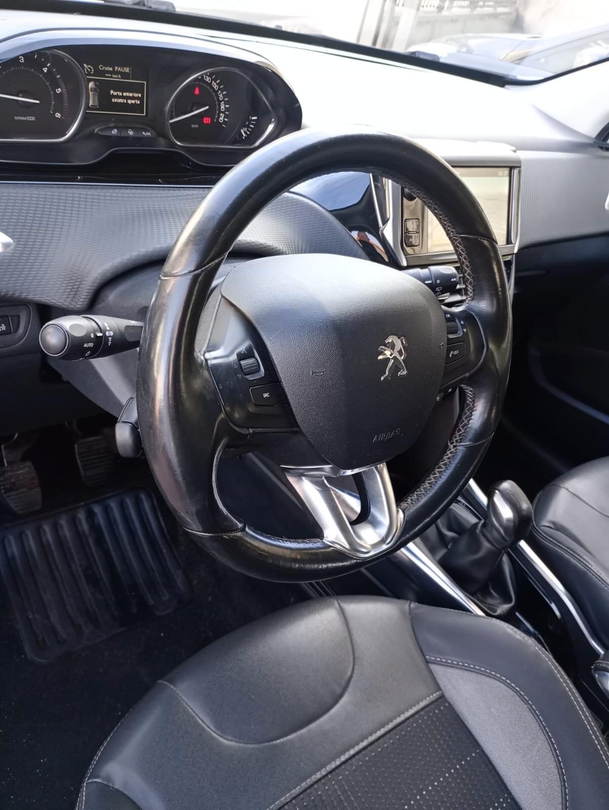 Peugeot 2008 1.6 e-HDI Allure
