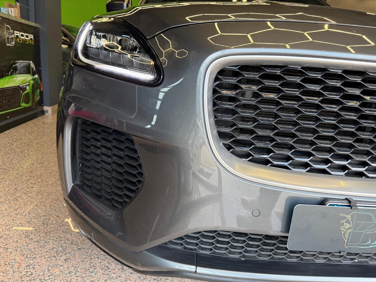 Jaguar E-Pace 2.0D 150 CV AWD aut. R-Dynamic SE