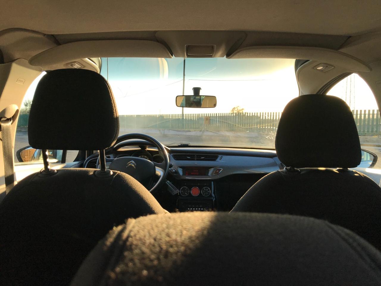 Citroen C3 1.4hdi NEOPATENTATI FULL 2011