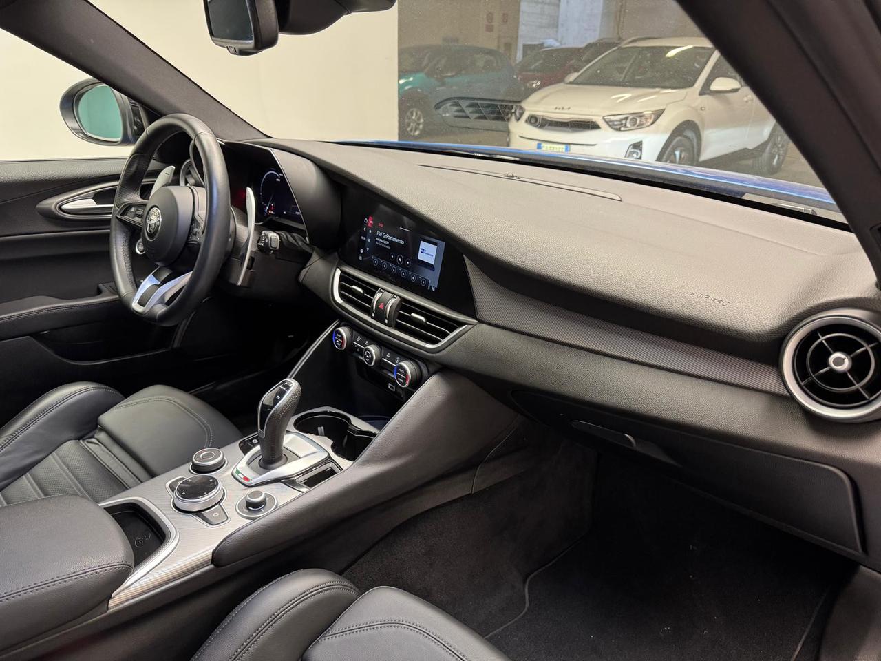 ALFA ROMEO Giulia - Giulia 2.2 t Veloce Q4 210cv auto