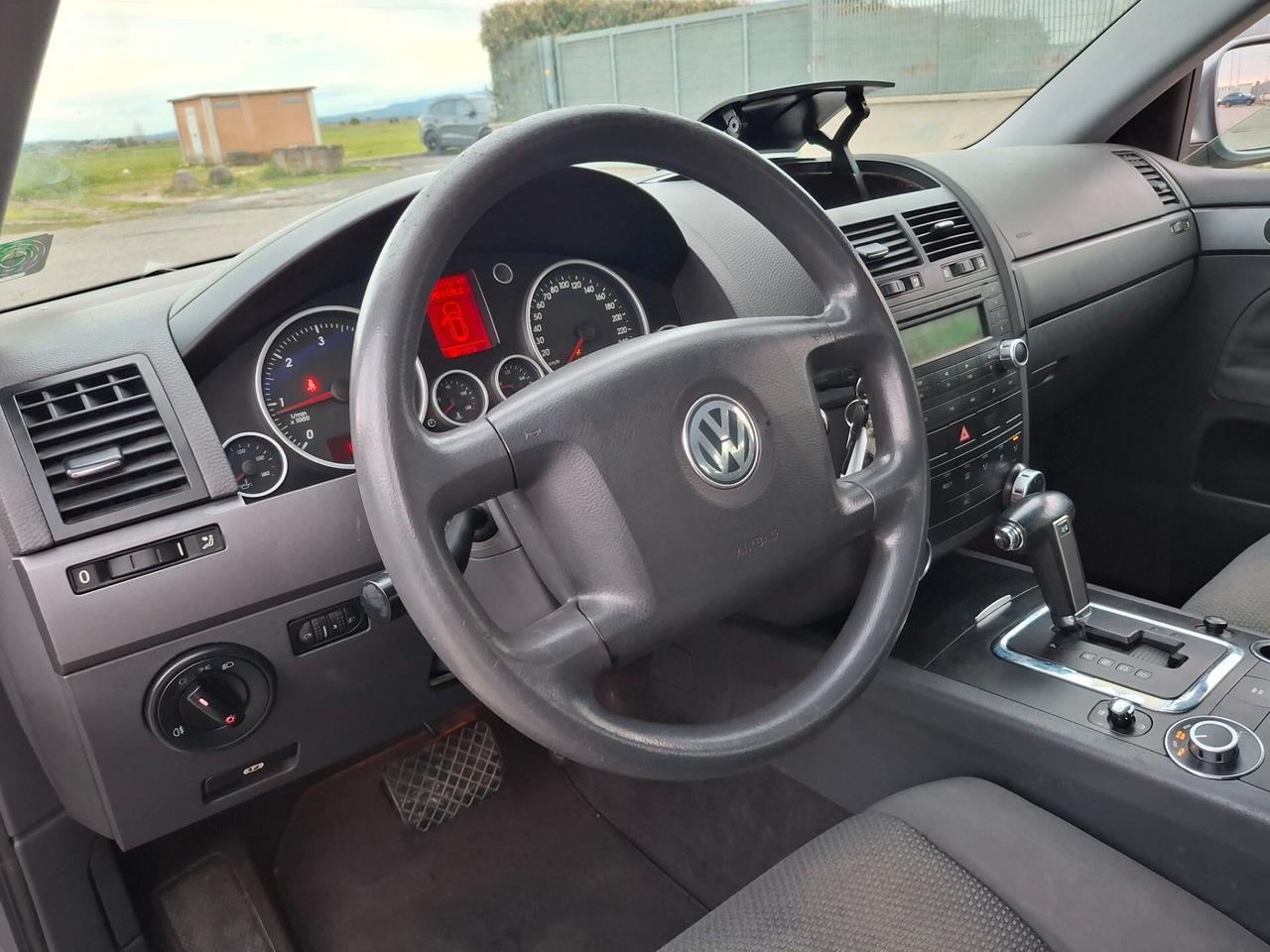 Volkswagen Touareg 2.5 R5 TDI Exclusive-AUTOMATICO-