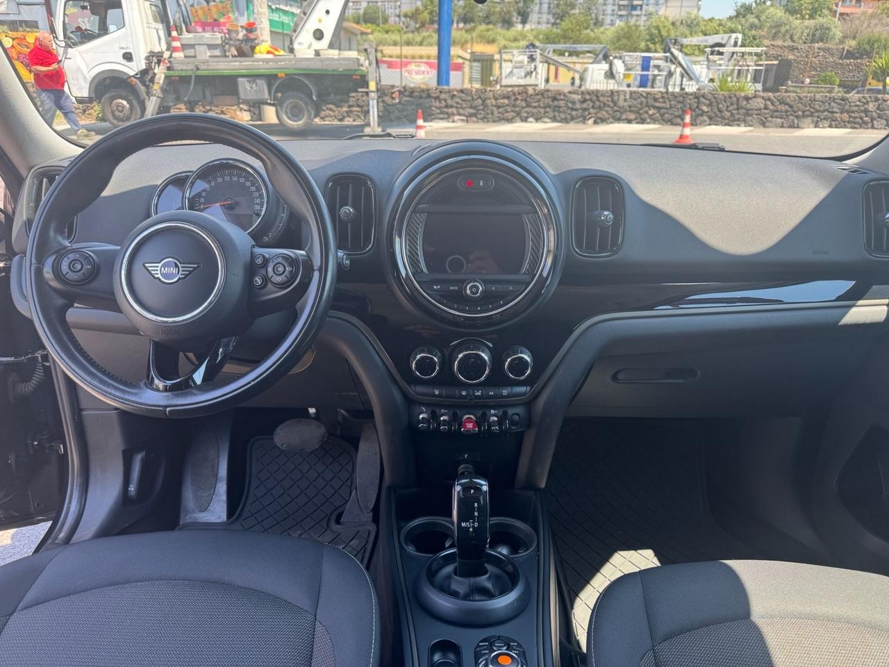 Mini Cooper D Countryman 2.0 Hype ALL4 Automatica