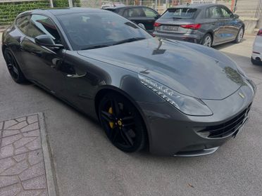 Ferrari GTC4 Lusso FF V12