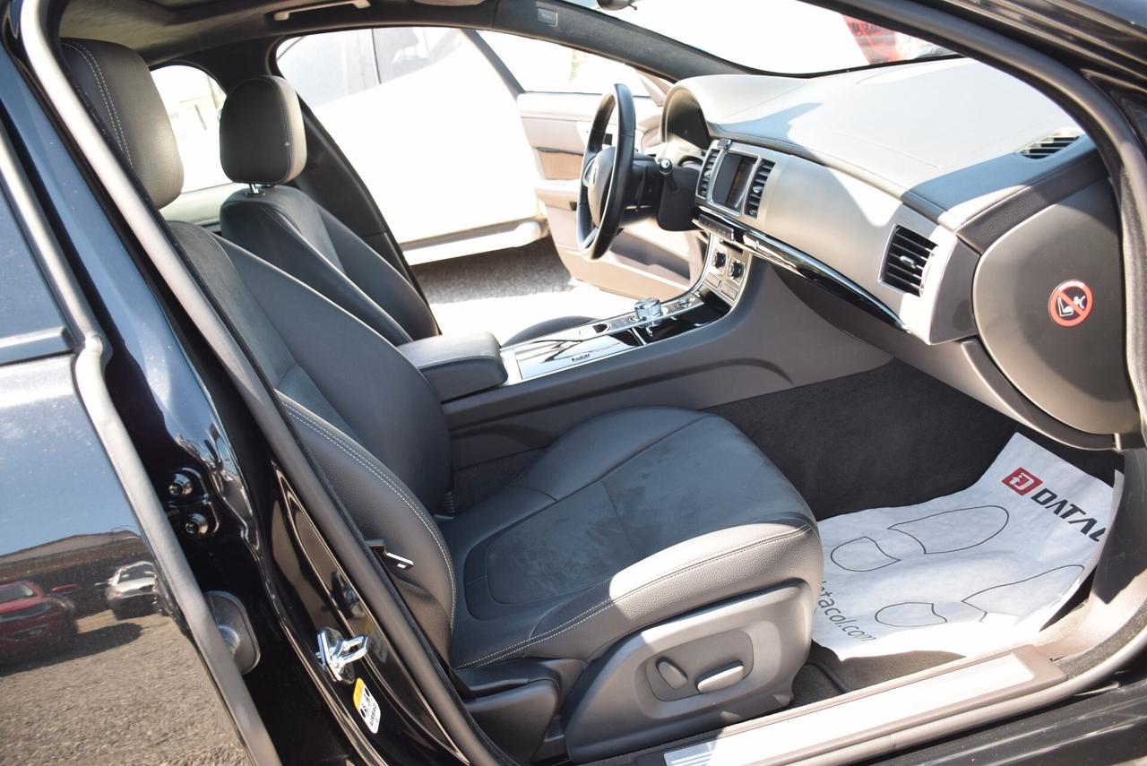 Jaguar XF BERLINA 2.2D 163CV AUTOM. R-SPORT-TETTO-PELLE-NAVI-SENSORI-CAM-CRUISE- IVA DETRAIBILE