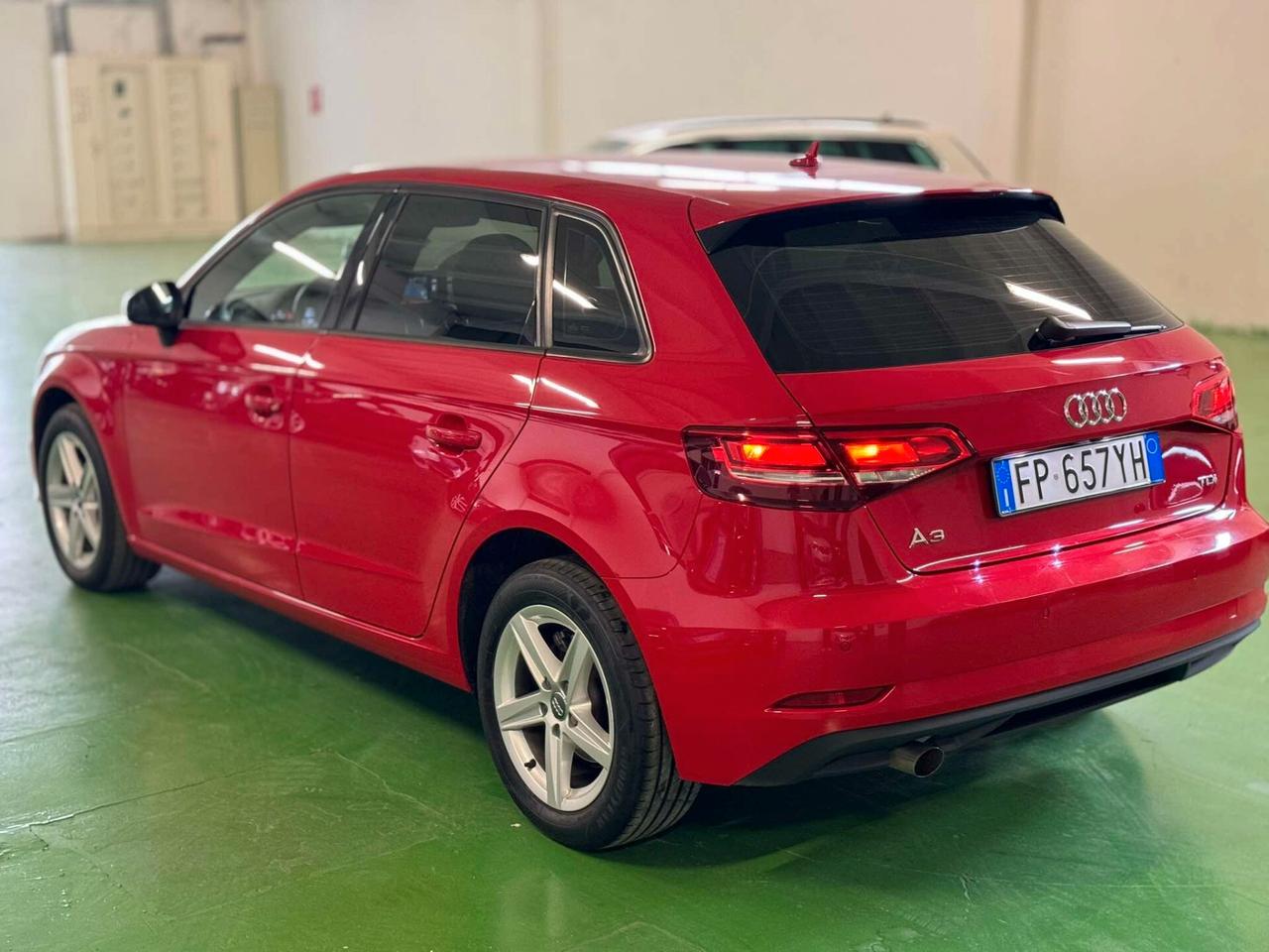 Audi A3 1.6 TDI 116 CV S tronic Design