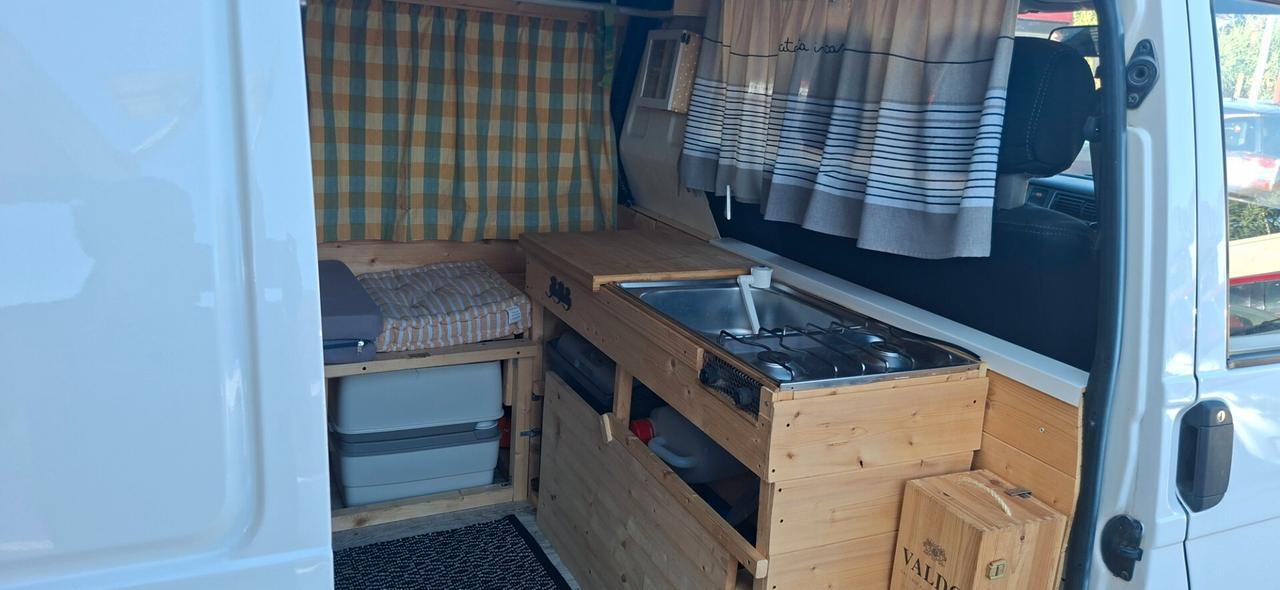 Volkswagen Transporter 2.4 D PC Syncro Furgone