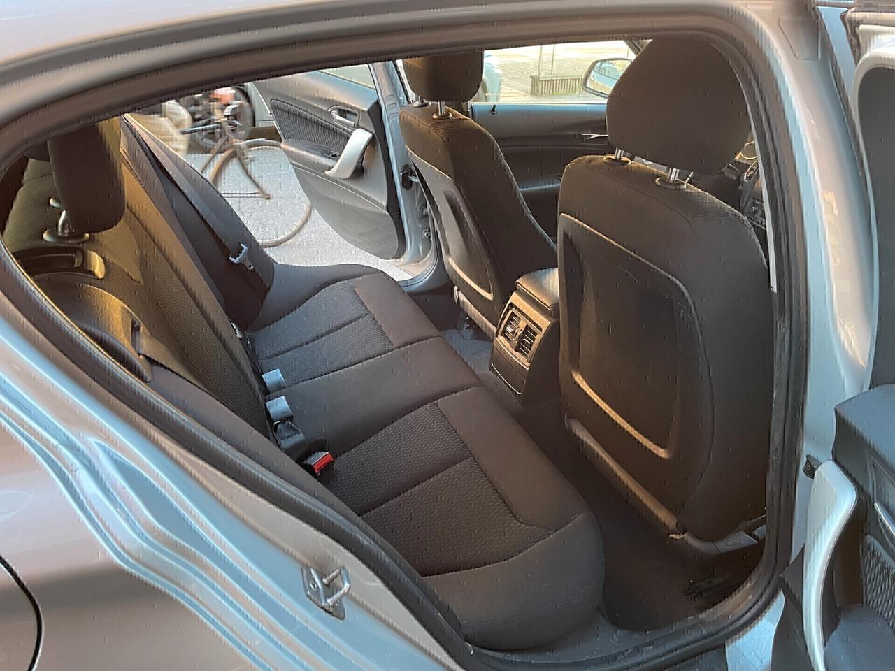 Bmw 116 116d 5p. Efficient Dynamics Urban AUTOMATICA