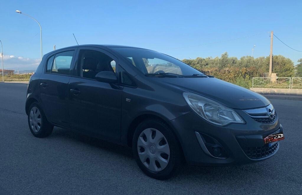 Opel Corsa 1.2 Benz - GAS 5 porte Sport 12 Mesi di garanzia