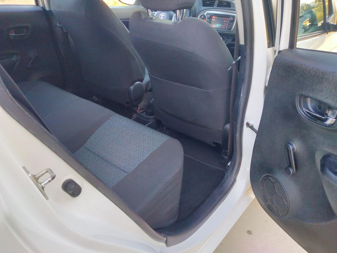 Toyota Yaris 1.4 D-4D 5 porte Lounge