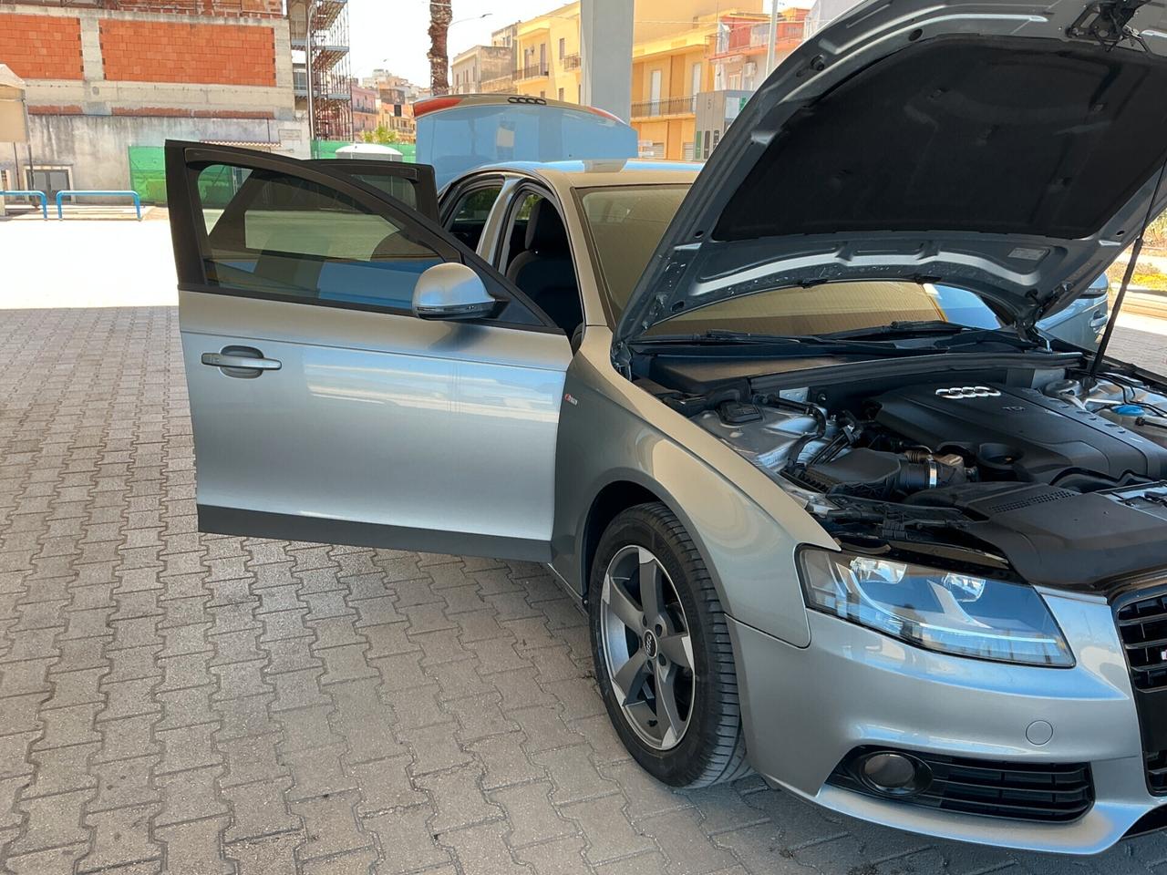 Audi A4 2.0 TDI 143CV F.AP. mult.