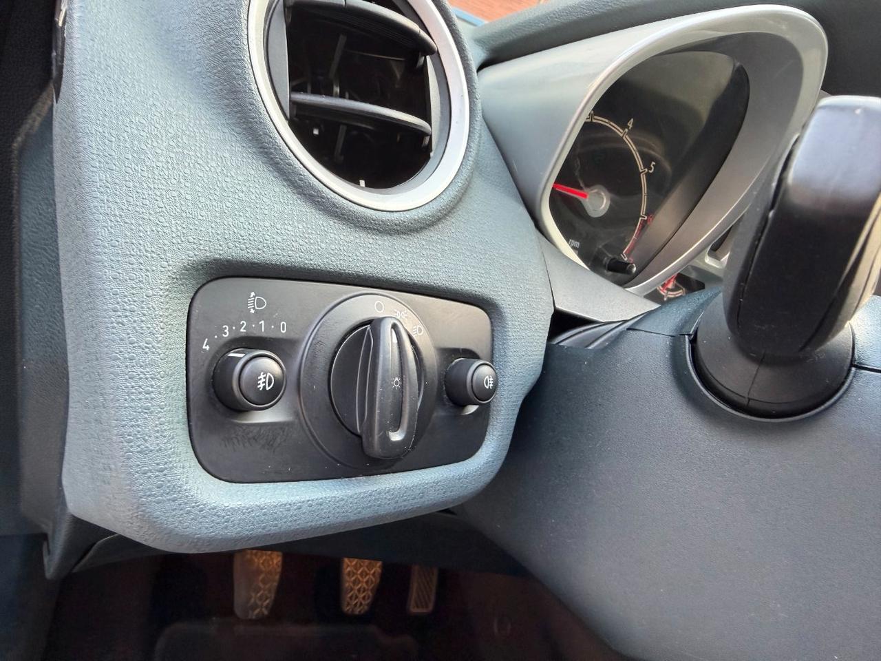Ford Fiesta 5 Porte Fiesta 5p 1.2 16v Titanium 82cv
