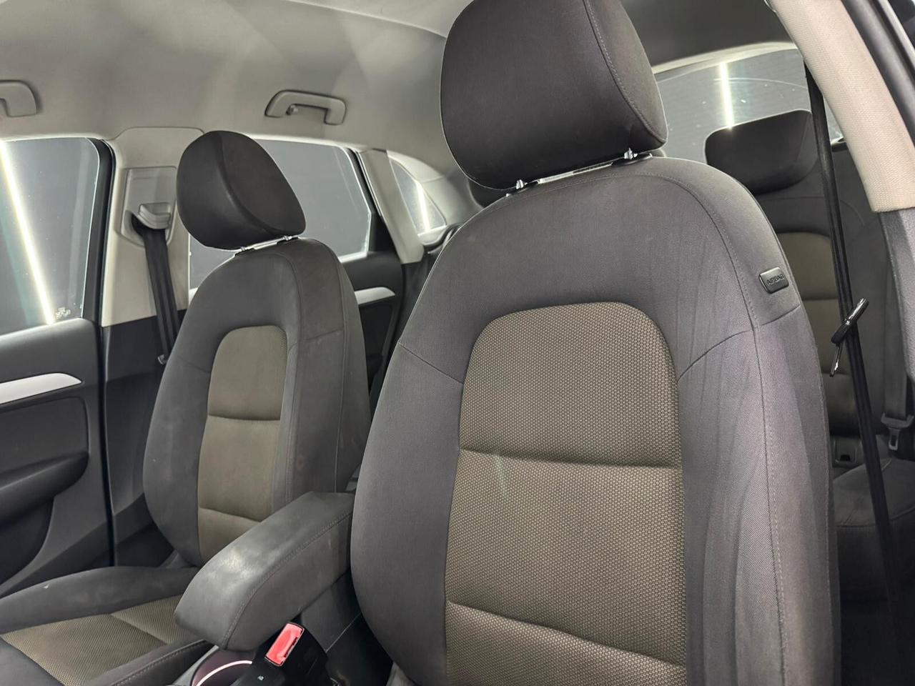 Audi Q3 2.0 TDI 150 CV Business