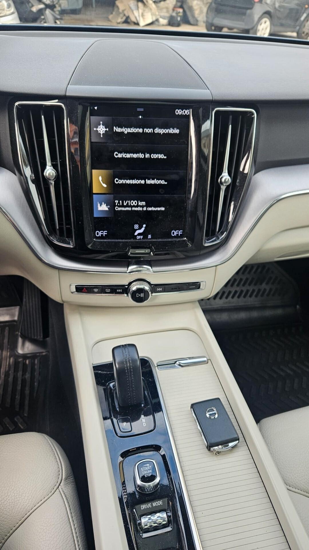 Volvo XC 60 XC60 B4 (d) AWD Geartronic Inscription