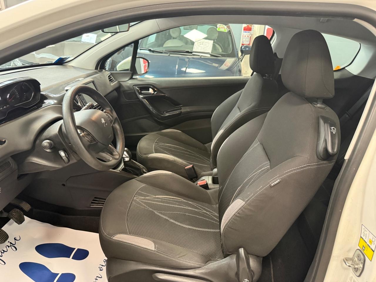 Peugeot 208 PureTech 82 3 porte Active Ok Neopatentati