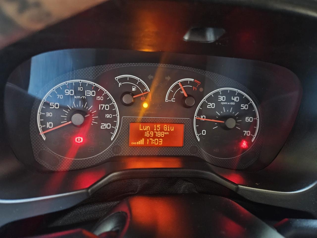 Fiat Qubo 1.4 8V 77 CV Active Natural Power