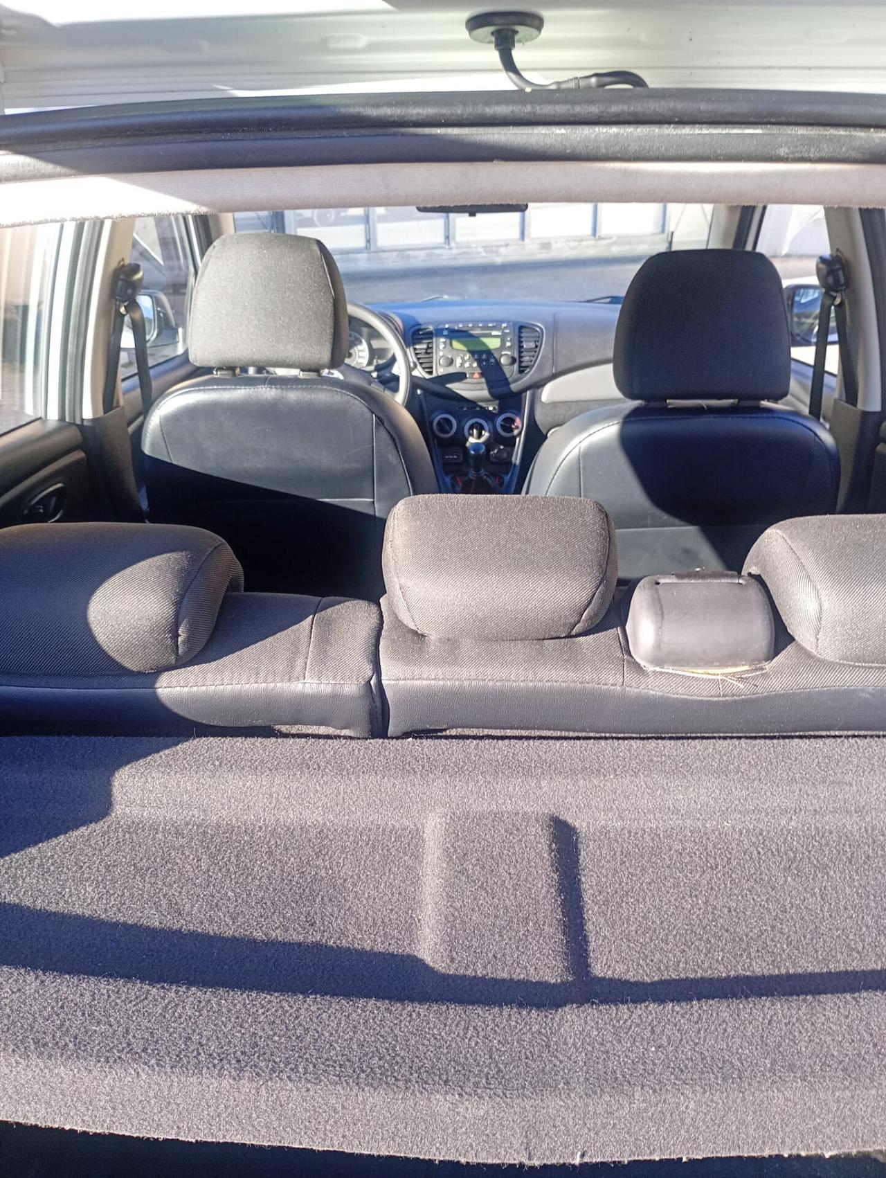 Hyundai i10 1.1 12V Fiorucci Soft Top