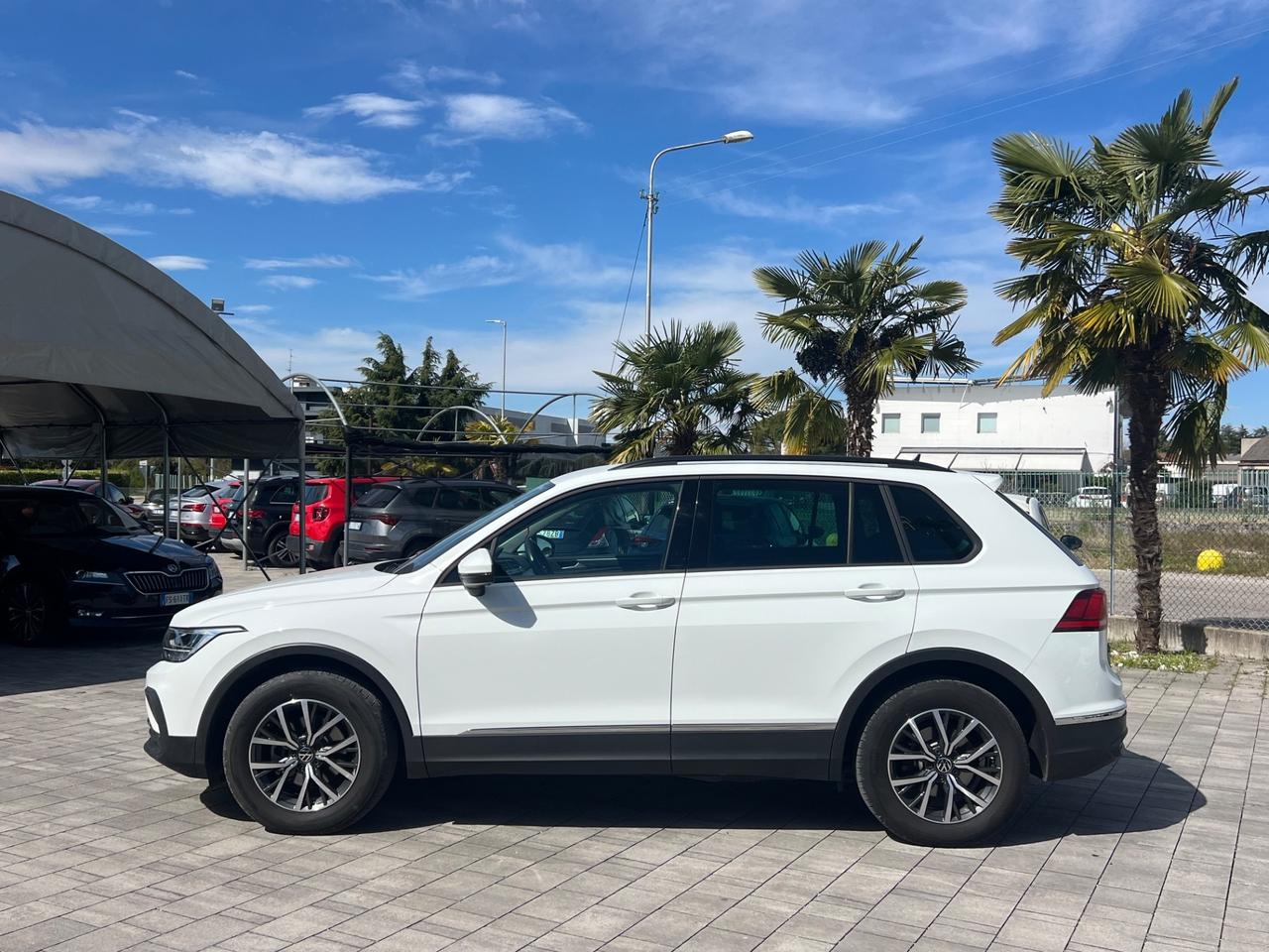 Volkswagen Tiguan 2.0 TDI 150 CV SCR DSG FINANZIABILE