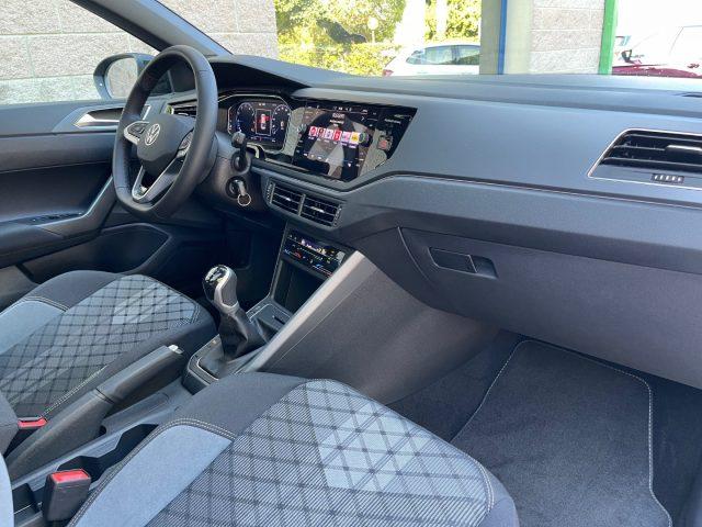 VOLKSWAGEN Taigo TSI 110CV R-LINE UNIPROPRIETARIO CERCHI DA 18"