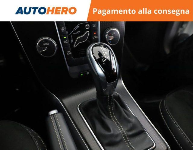 VOLVO V40 T2 Geartronic R-design