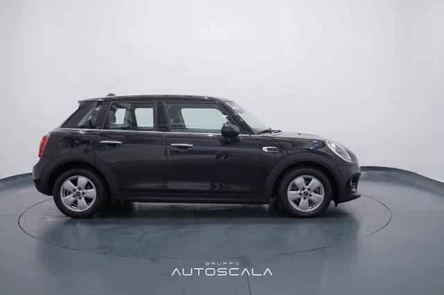 MINI Cooper 1.5 136cv 5 porte