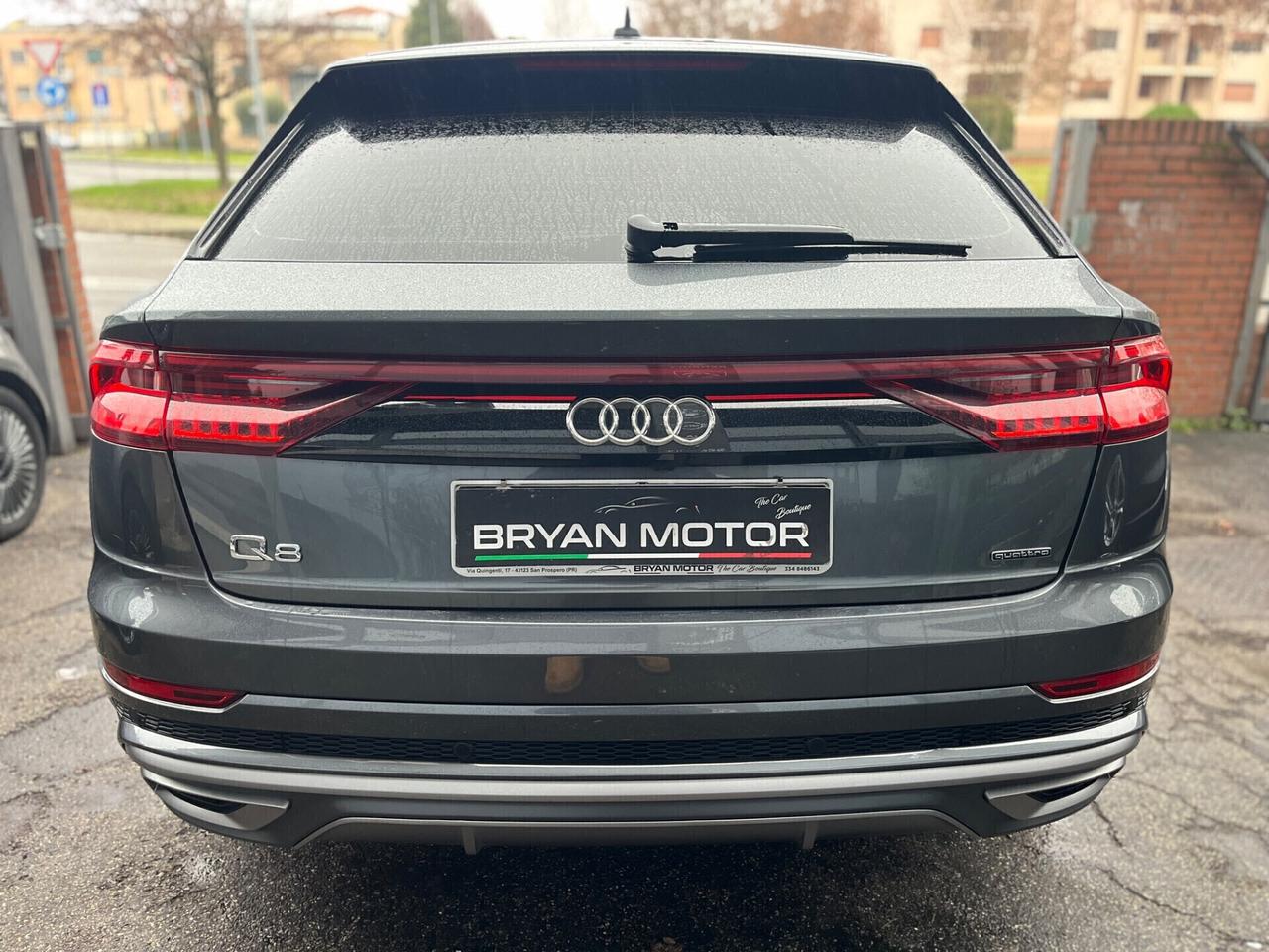 Audi Q8 55 TFSI quattro tiptronic