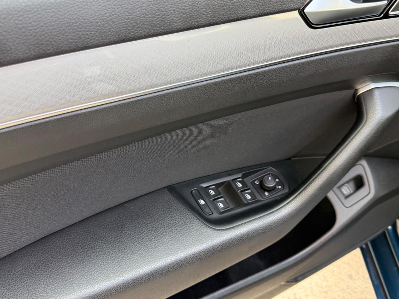 Volkswagen Passat Variant 2.0 TDI SCR 122 CV EVO DSG Business