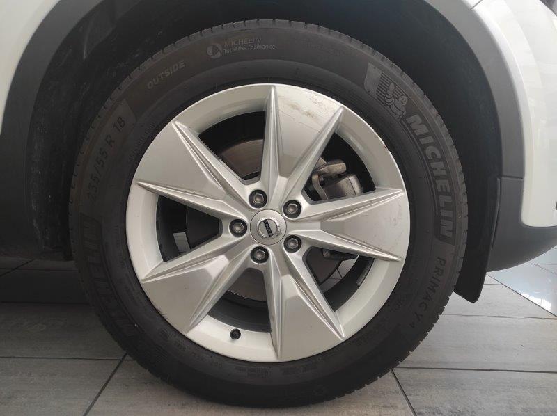 VOLVO XC40 (2017-->) - XC40 B3 automatico Essential