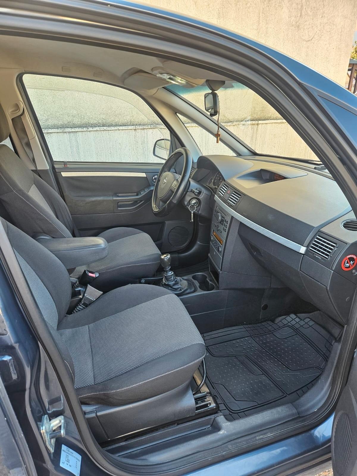 Opel Meriva 1.7cdti 74kw