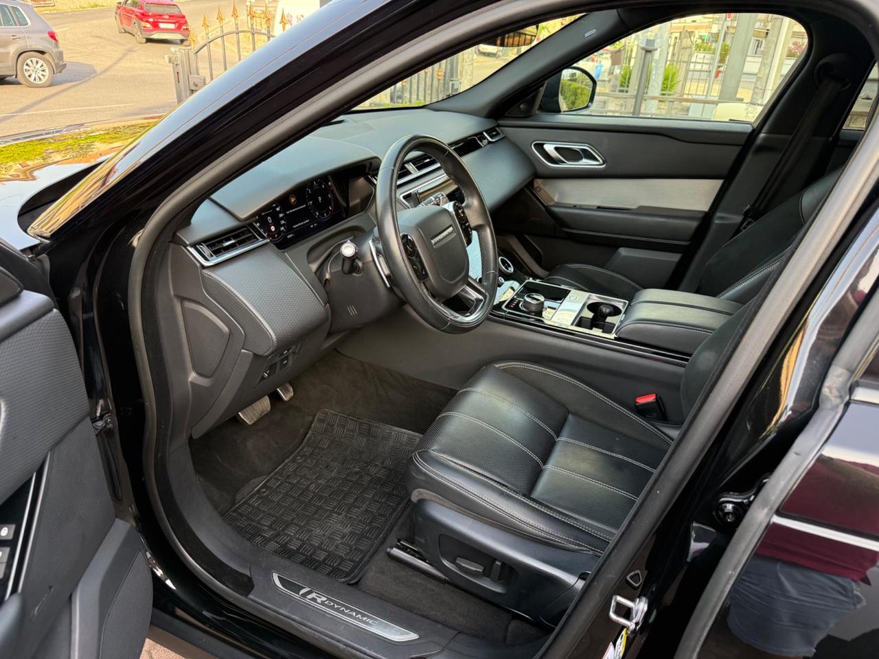 Land Rover Range Velar 2.0D I4 240 CV R-Dynamic S